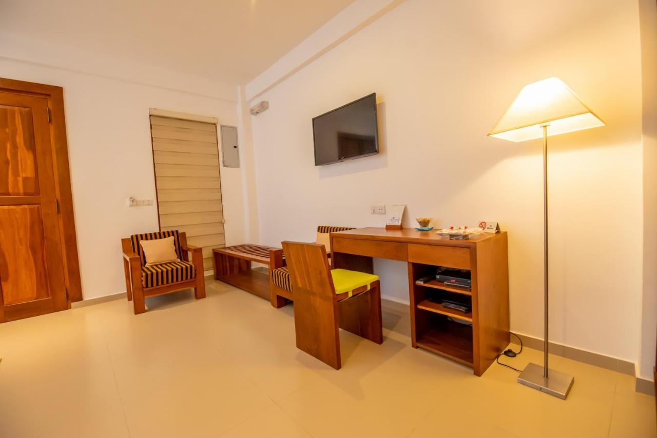 The Residence Хиккадува Экстерьер фото