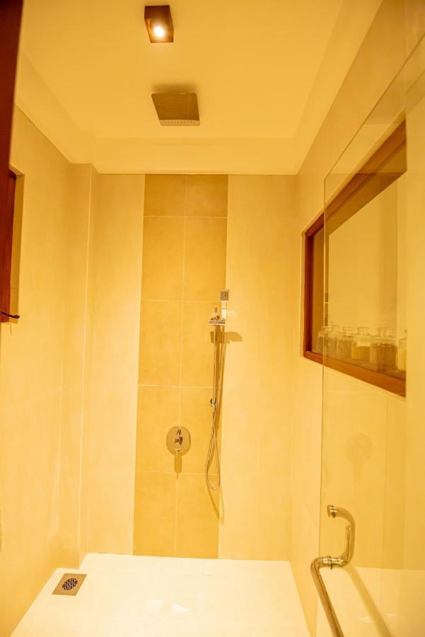 The Residence Хиккадува Экстерьер фото
